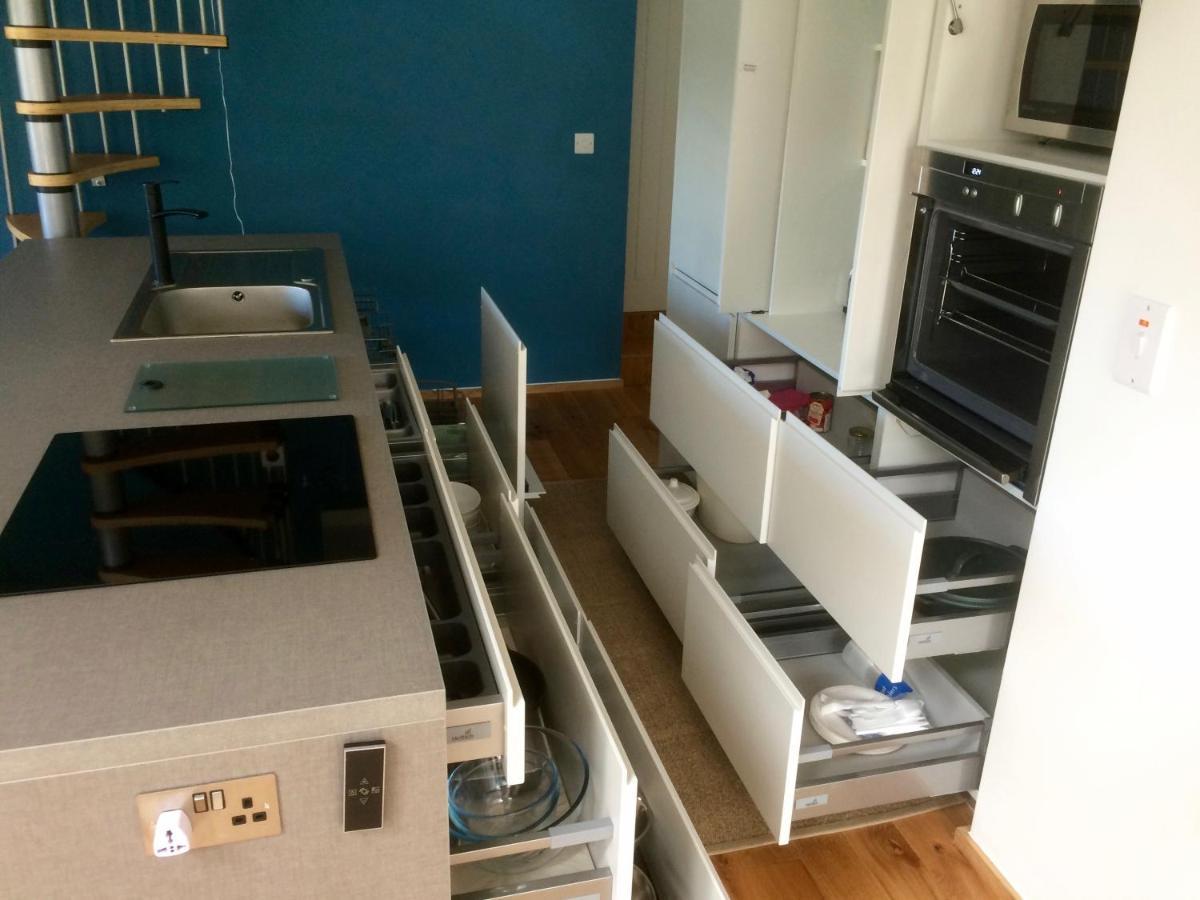 Spacious Contemporary Chalet Type Apartment. Galway Exteriör bild